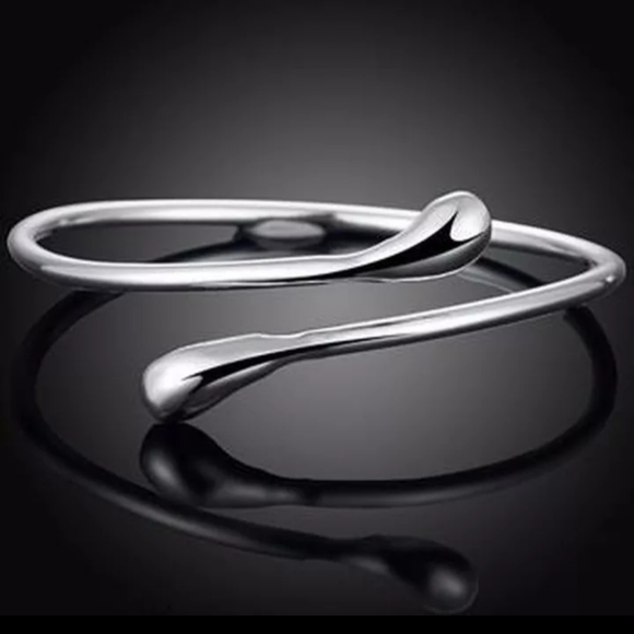 🎀925 Sterling Silver 4pc Jewelry Set - Picture 4 of 8